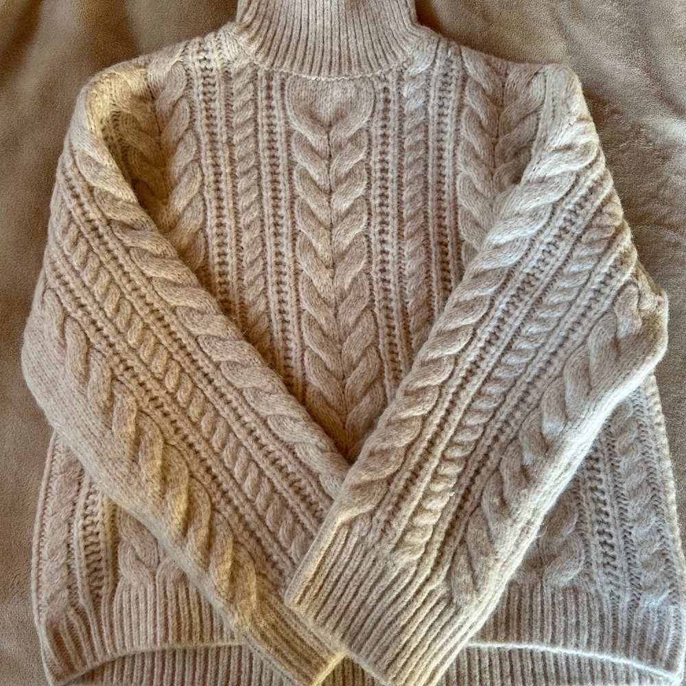 H & M Cream Cable Knit Turtleneck Sweater